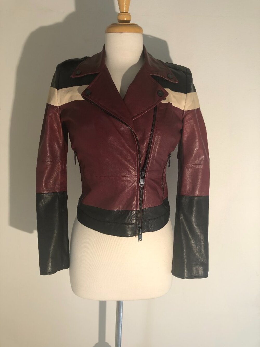 Haute Hippie genuine LEATHER JACKET in burgundy ,black and ivory size XS